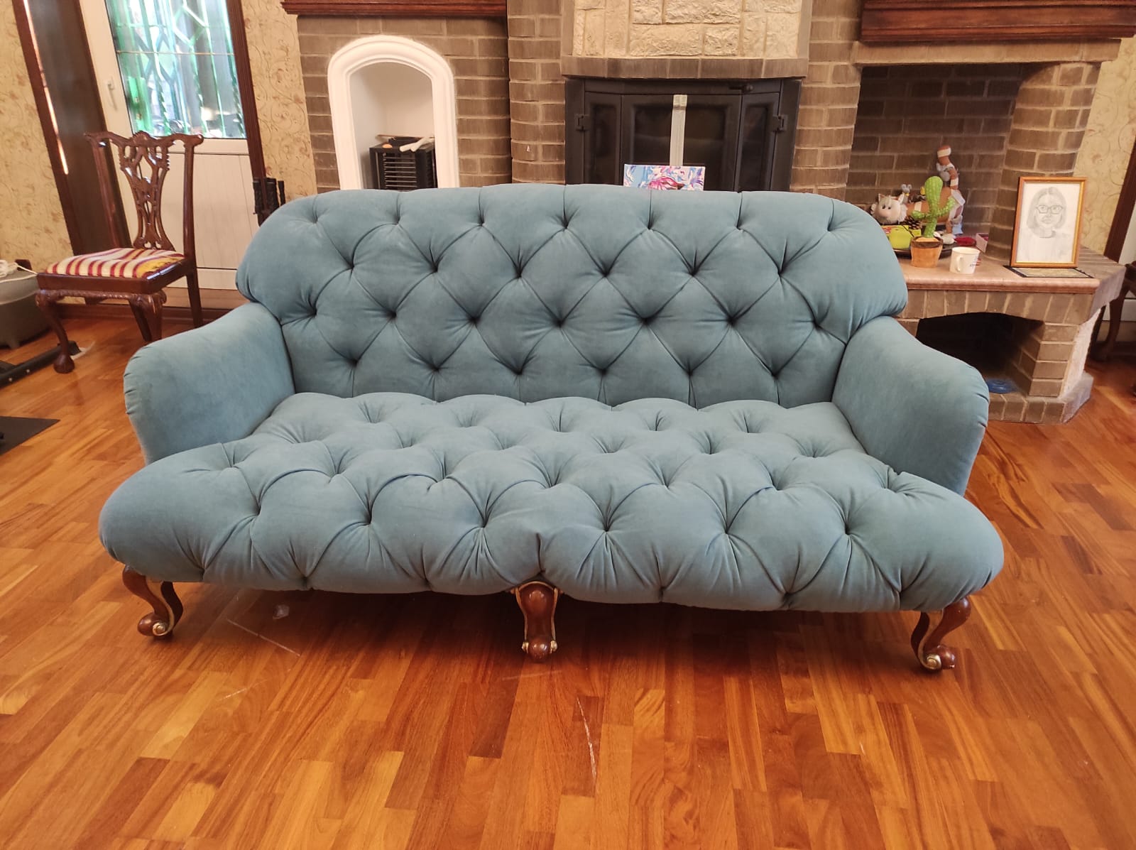 Перетяжка дивана. Красновишерск